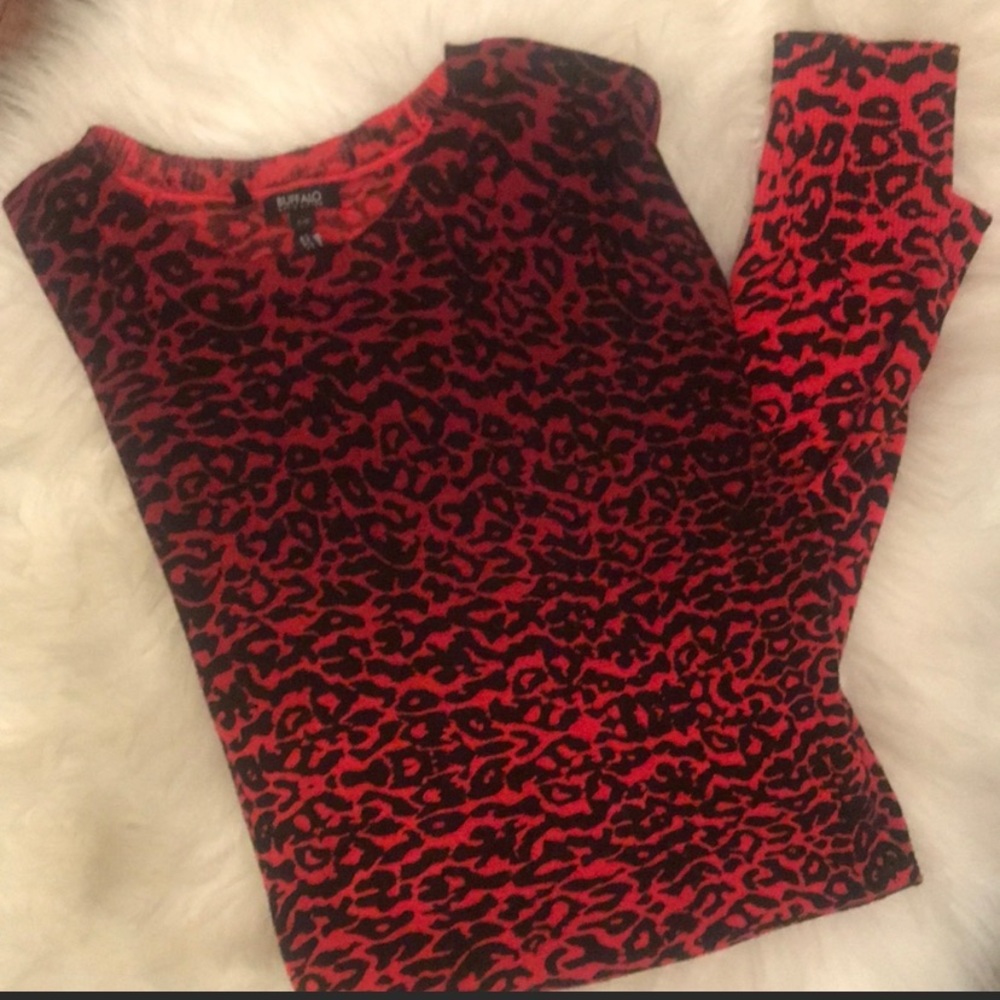 Cheetah print sweater ♥️